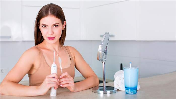 Как правильно использовать ирригатор для ухода за полостью рта в домашних условиях