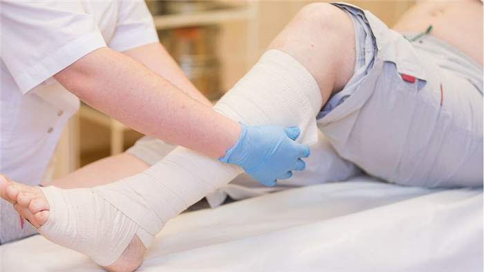 Перелом голени