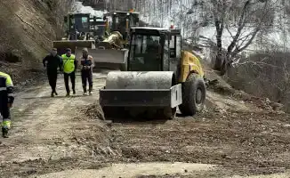 На трассе Усть-Каменогорск – Алтай временно закрыто движение из-за размытия дорожного полотна