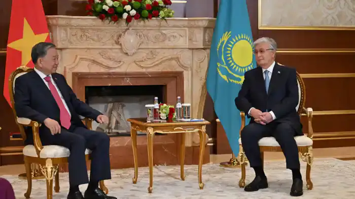 Госвизит Далай-ламы в Астану: видео