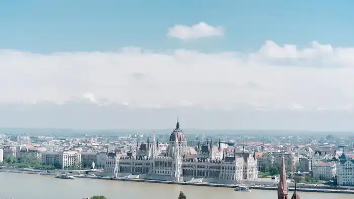 Еврокомиссия заблокировала дотации для Венгрии на миллиарды евро