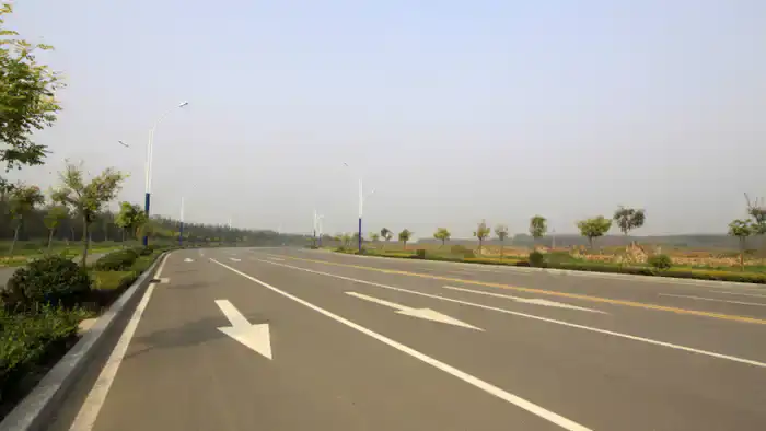 Восемь лет за "невидимую" разметку: разоблачён дорожный обман на сотни миллионов