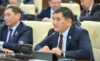 Четыре удара молнии: депутат Базарбек запускает громовые заявления в прокуратуру