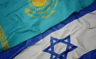 Казахстанский маяк в израильском шторме: посольство направляет соотечественников