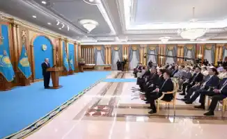 Токаев на перекрестке приоритетов: как не сбиться с пути в мире информации