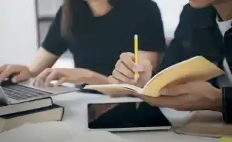 Студенческая виза в США: доступ к личным данным как новая реальность для иностранных студентов