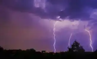 Грозы и шквалы накроют Казахстан 25 июня: готовьтесь к непогоде