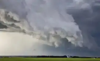 Непогода в Астане и Алматы: как стихия может повлиять на повседневную жизнь горожан