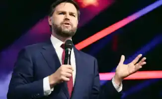 Снайперы на трибунах: Джей Ди Вэнс в центре внимания на матче клубного чемпионата мира в Нью-Йорке