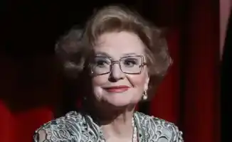 Кто теперь расскажет нам о судьбе и любви?