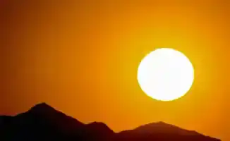 Экстремальные температуры в Казахстане: как жара и нестабильная погода повлияют на жизнь регионов