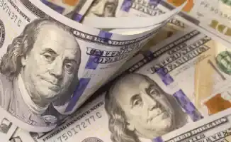 Курс доллара в Казахстане продолжает падать: новые данные от Tengrinews.kz