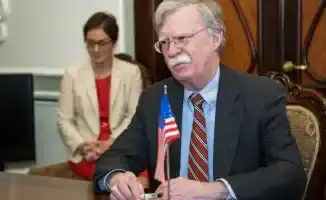 ФБР проводит обыск в доме экс-советника Трампа по нацбезопасности Джона Болтона