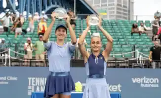 Казахстанская теннисистка Анна Данилина в дуэте с сербкой Александрой Крунич одержала победу на турнире WTA 250 в Кливленде, США.