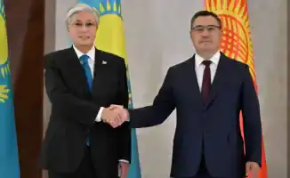 Переговоры Токаева и Жапарова в Бишкеке: укрепление кыргызско-казахских отношений и уважение к культуре соседнего народа