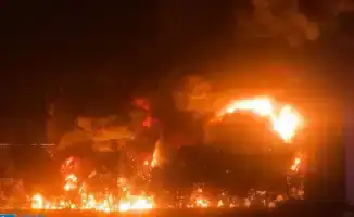 Россия нанесла удар по азербайджанской нефтебазе в Украине, сообщают местные СМИ. Инцидент вызвал обеспокоенность в международном сообществе и может повлиять на энергетическую безопасность региона.