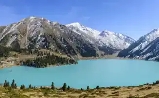 Запрет на велосипеды у Большого Алматинского озера: международный резонанс и комментарии Иле-Алатауского национального парка