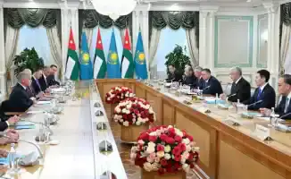 Токаев и король Иордании обсудили сотрудничество с участием официальных делегаций