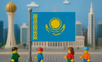 Мировые СМИ обсуждают влияние роста доллара на глобальную экономику и ВВП стран 15 августа