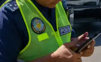 В Алматы на рынке 'Кар Сити' полицейские рейды вызывают недовольство работников СТО