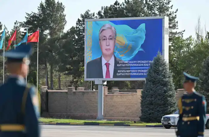 билборд с Касым-Жомартом Токаевым