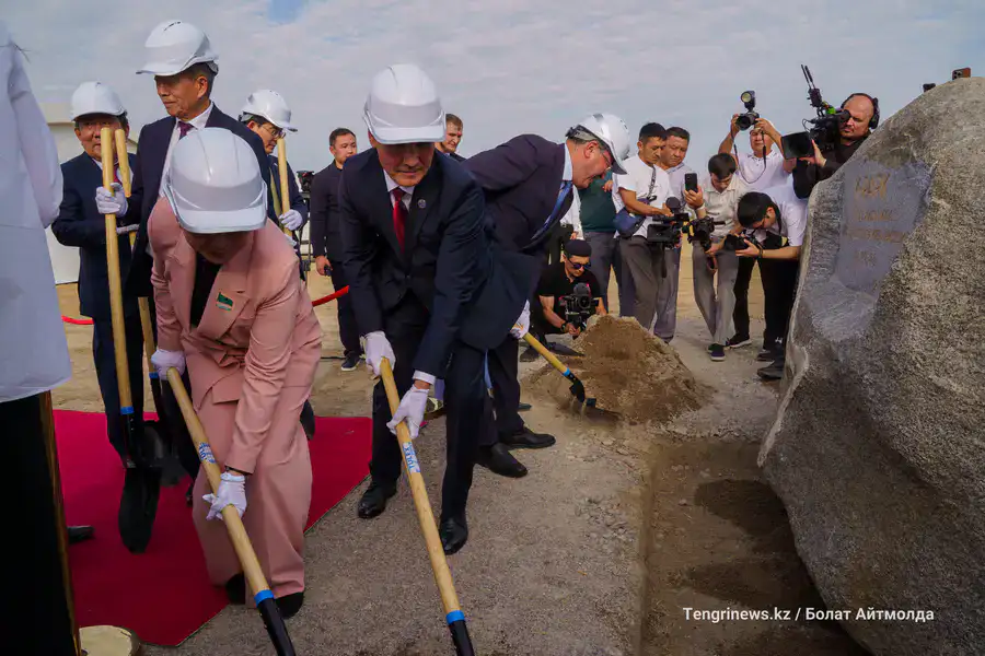 Закладка первого камня K-park в Alatau City