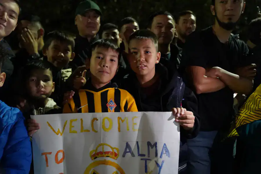 Футболисты Реала в аэропорту