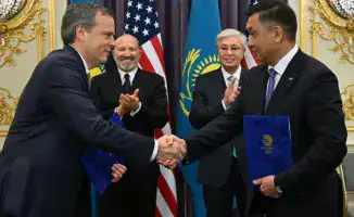 США и Казахстан заключили исторический контракт на поставку локомотивов: министр торговли Говард Латник объявил об успехе переговоров между Токаевым и Трампом