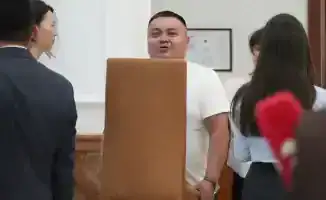 Грустный министр, смеющиеся депутаты и скорая: репортаж из-за кулис Послания Президента - 2025