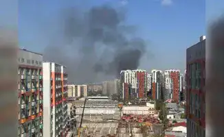 В Алмалинском районе Алматы загорелось кафе на улице Брусиловского. Пожарные службы оперативно прибыли на место происшествия для ликвидации огня. Информация о пострадавших и причинах возгорания пока не поступала.