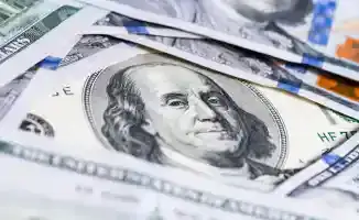 Курс доллара в Казахстане: снижение на 2,6 тенге и его влияние на экономику граждан