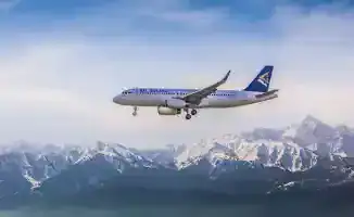 Казахстанские медсестры на международном рейсе из Алматы в Казань спасли жизнь пассажиру