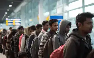 Казахстан ограничивает студенческие визы: борьба с миграцией