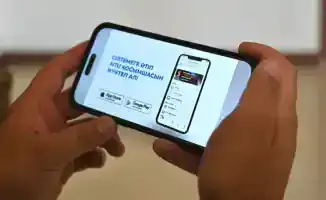 Депутат Базарбек отвергает переход на Aitu, подчеркивая независимость от правительственных инициатив, что может усугубить разрыв между властью и обществом.