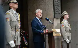 Президент Чехии: НАТО должно жестко реагировать на нарушение воздушных границ и залеты российских истребителей