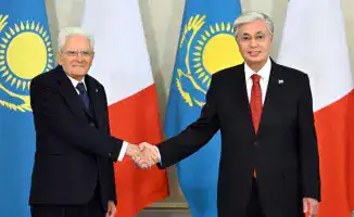 Президент Италии Серджо Маттарелла и Касым-Жомарт Токаев провели переговоры в Астане, где итальянский лидер выразил благодарность за дружбу между странами.
