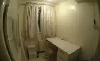 Кубик счастья: в Алматы сдают квартиру-микроскоп размером 6 квадратов, и казнет в шоке!