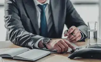 Иностранцы на руководящих постах в Казахстане: более 15 тысяч работников