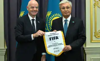 Футбольный мяч на перекрестке идей: Токаев и Инфантино закладывают основы нового игрового поля для Казахстана