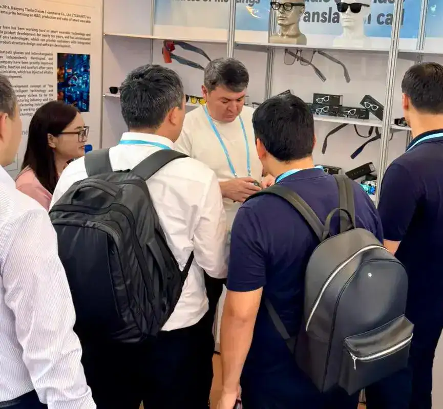 ДЕЛЕГАЦИЯ ТУРКЕСТАНСКОЙ ОБЛАСТИ УЧАСТВУЕТ В КАНТОНСКОЙ ЯРМАРКЕ В КИТАЕ (2)