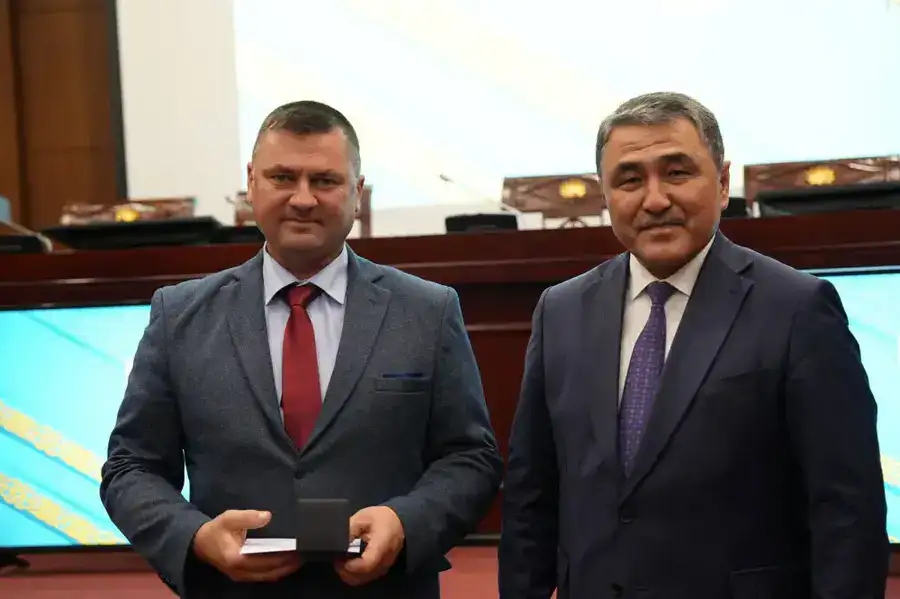 266 специалистов водохозяйственной отрасли удостоились государственных и ведомственных наград в честь Дня Республики (4)