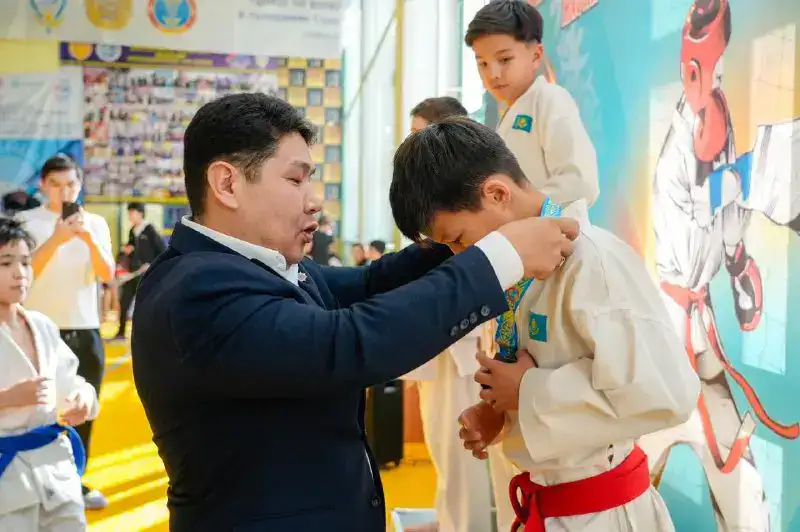 Городской турнир по рукопашному бою ко Дню Республики провели в Астане (4)