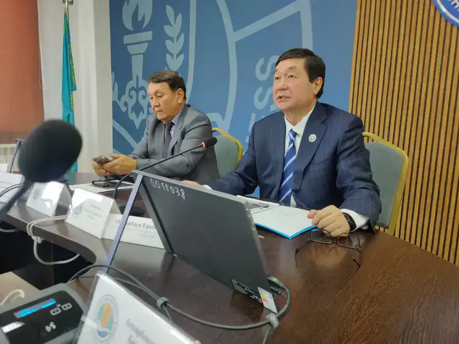 В КазУТБ обсудили исторические предпосылки образования независимого Казахстана (2)