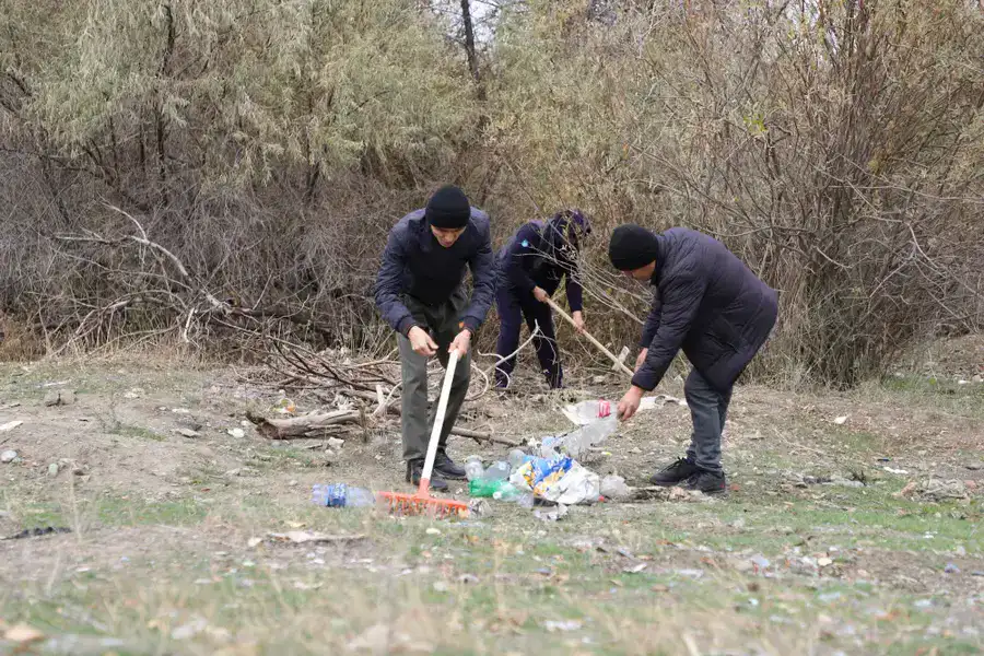 «Таза Қазақстан»: в Жетісу провели субботник в преддверии празднования Дня Республики (5)