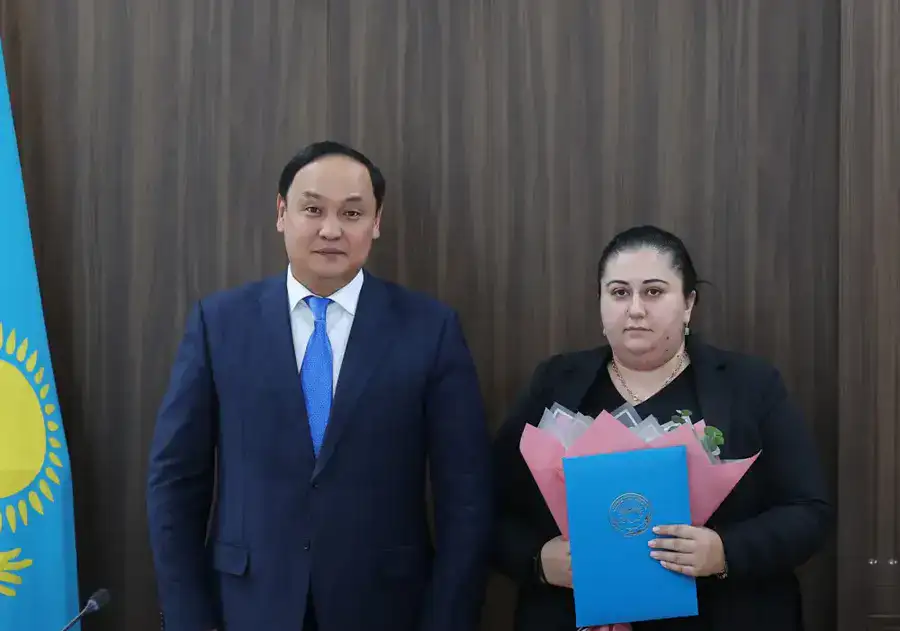 Ербол Карашукеев принял участие в расширенном заседании Совета регионального АНК (7)