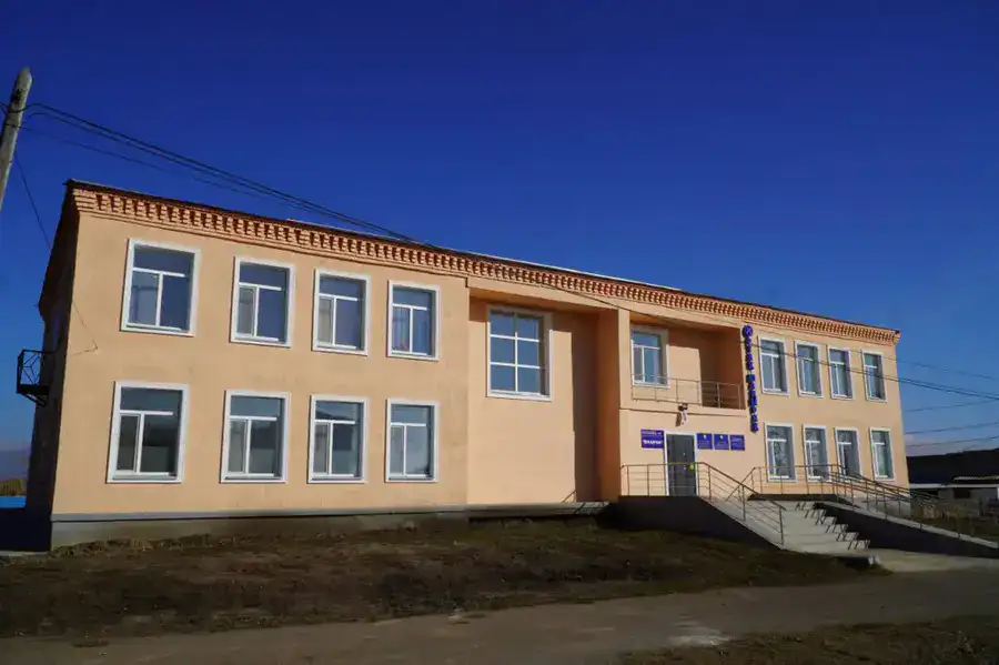 Марат Ахметжанов встретился со школьниками из села Кызылагаш, покорившим Италию своими роботами (5)