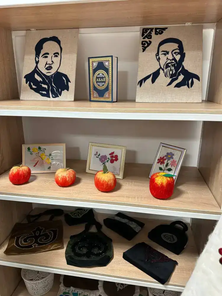 В ШКОЛЕ ГОРОДА СЕМЕЙ ОТКРЫЛСЯ КРУЖОК «КИІЗ БАСУ» (8)