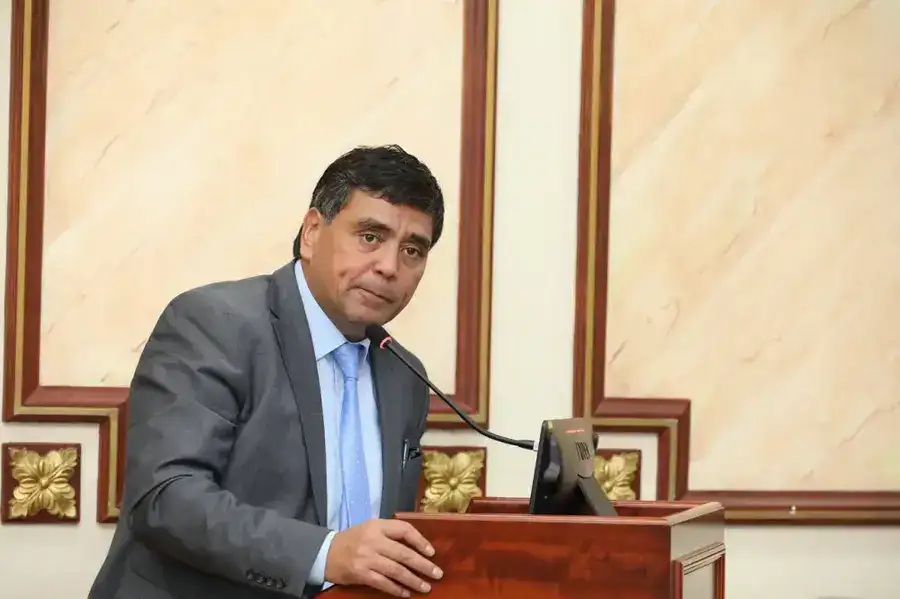 В Мангистау обсудили развитие сферы здравоохранения и актуальные вопросы (4)