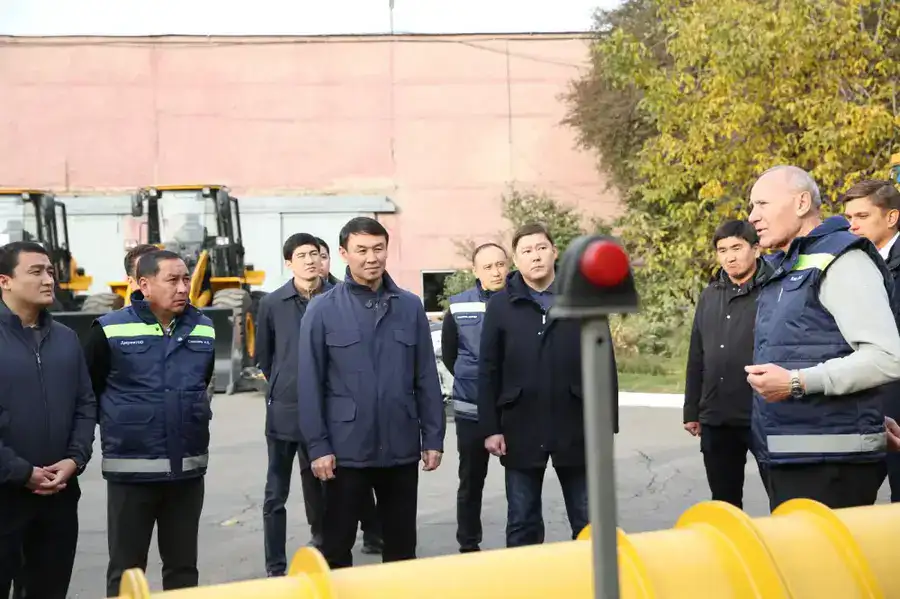 Дархан Сатыбалды проверил готовность коммунальных служб Алматы к зимнему периоду (7)