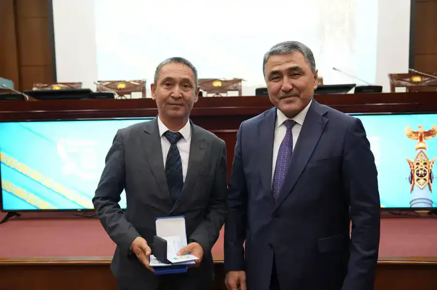 266 специалистов водохозяйственной отрасли удостоились государственных и ведомственных наград в честь Дня Республики (7)